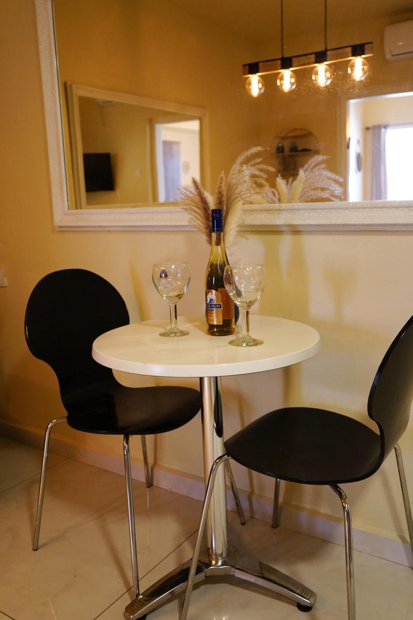 דירת נופש אילת -אלמוג Almog Suite In Eilat Close To Red Sea - דירת נופש אלמוג מרחק נגיעה מהים Luaran gambar